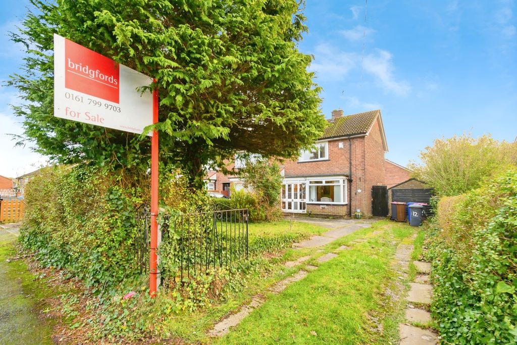 Property photo 1 of 20 Front