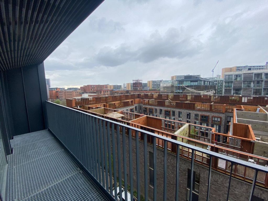 Property photo 2 of 8