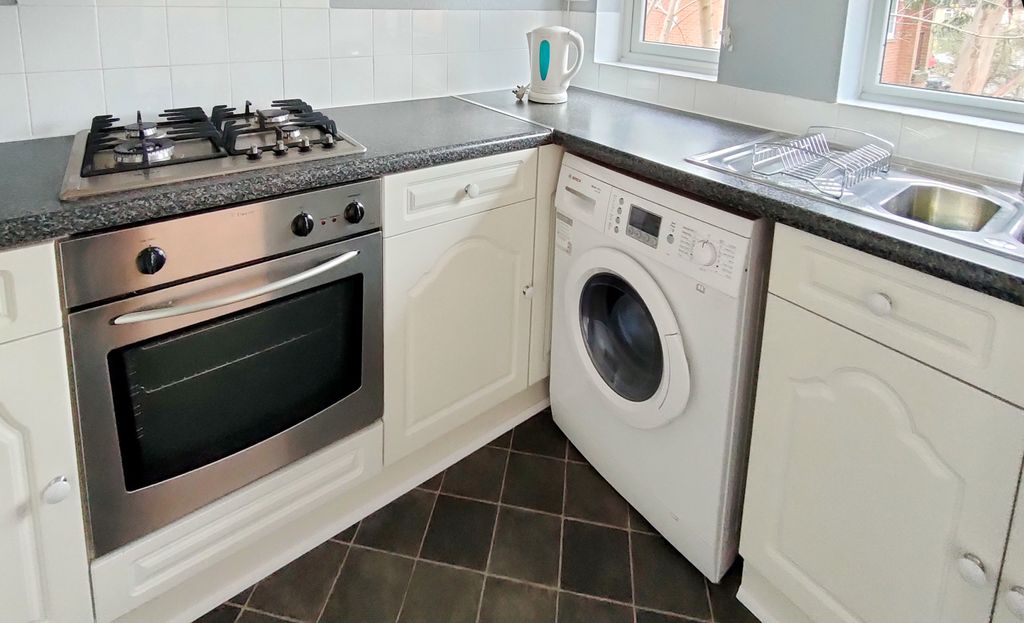 Property photo 3 of 7