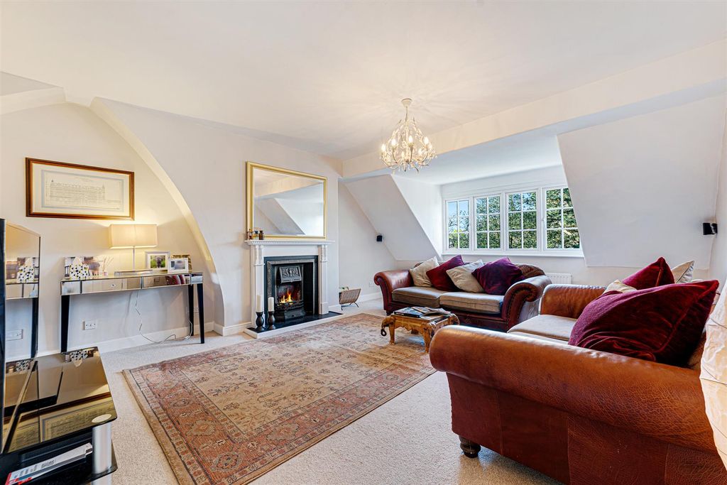 Property photo 2 of 48 Image 2