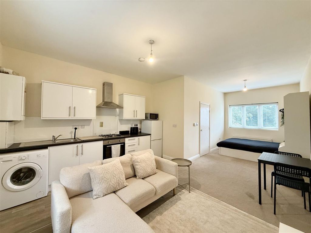 Property photo 2 of 8 Img_9245.Jpg