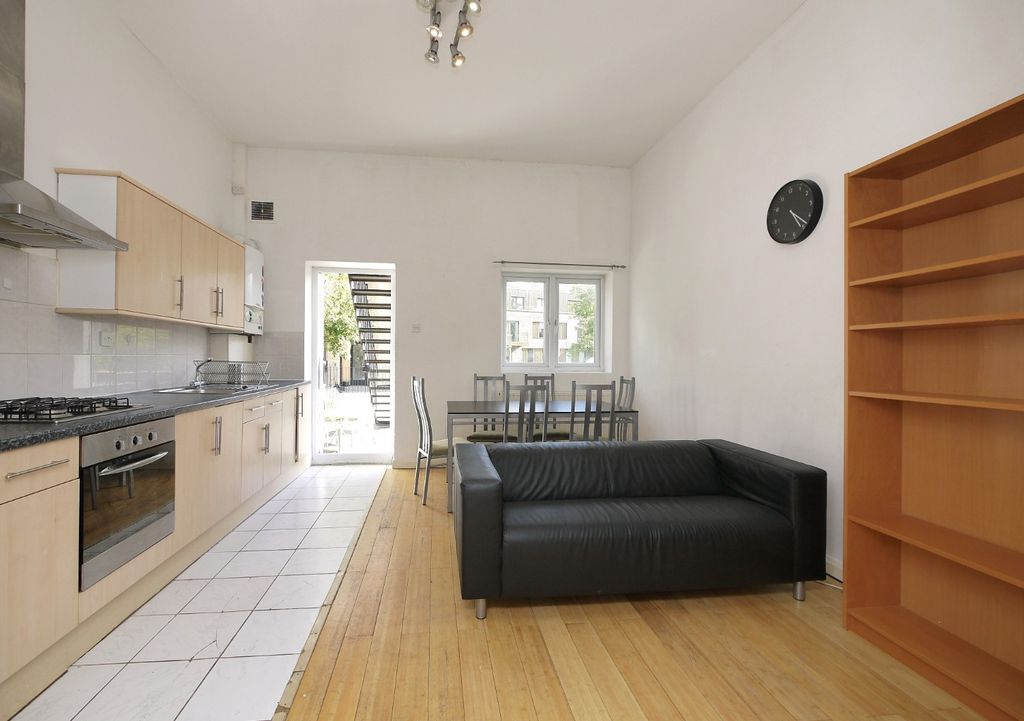 Property photo 3 of 9 5119612