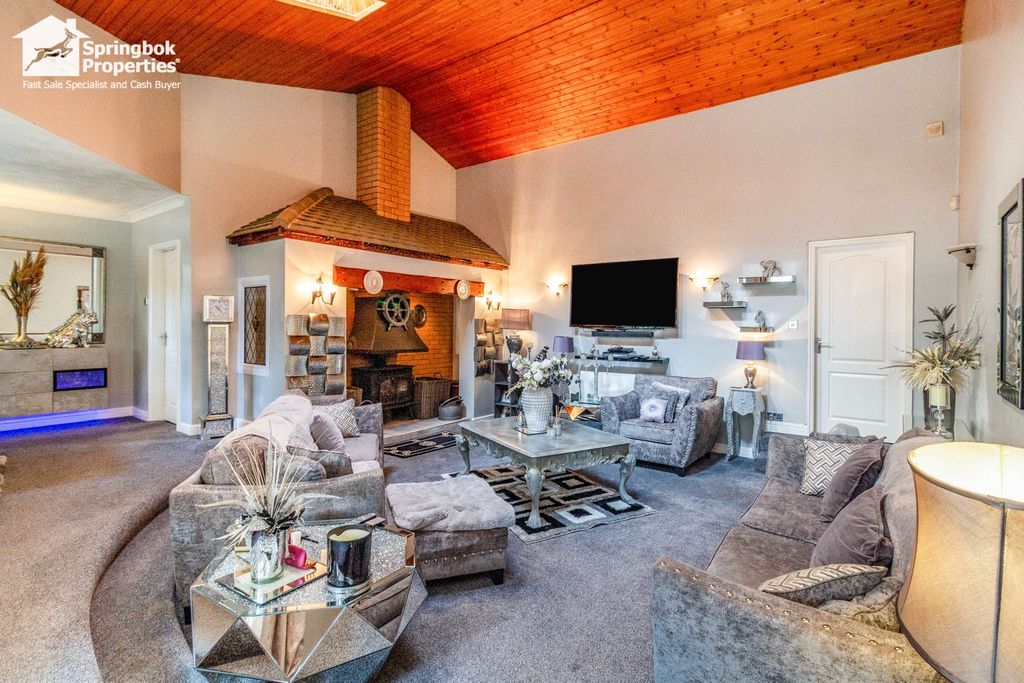 Property photo 2 of 18 Image 1