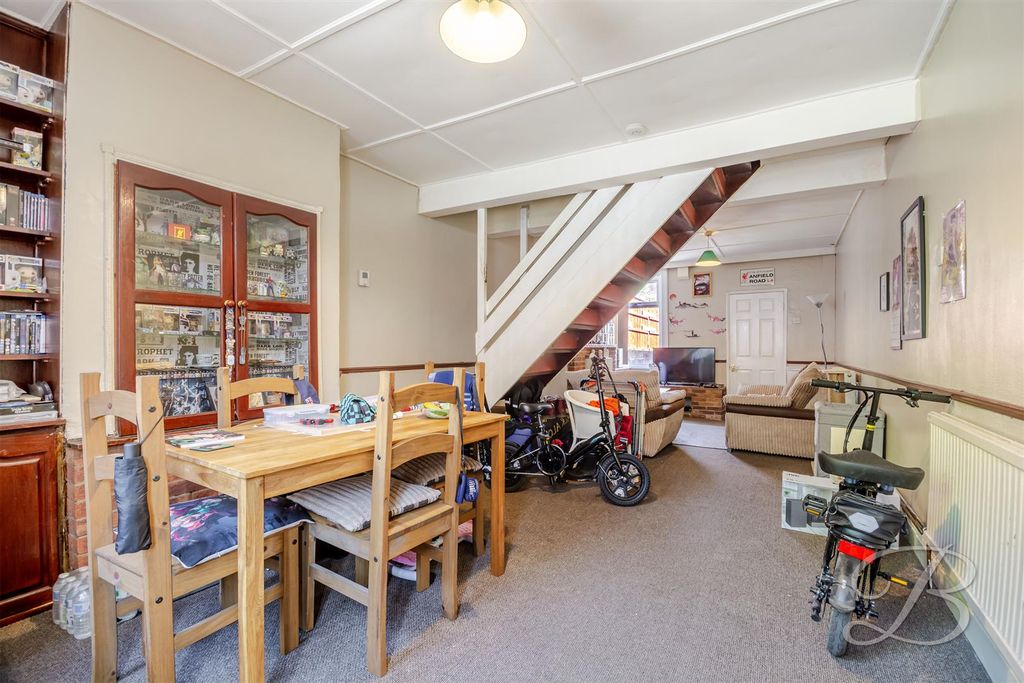 Property photo 3 of 18 Ccltd-6.Jpg