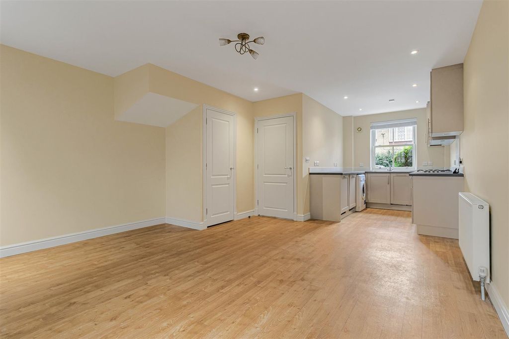 Property photo 2 of 22 15_73457.Jpg