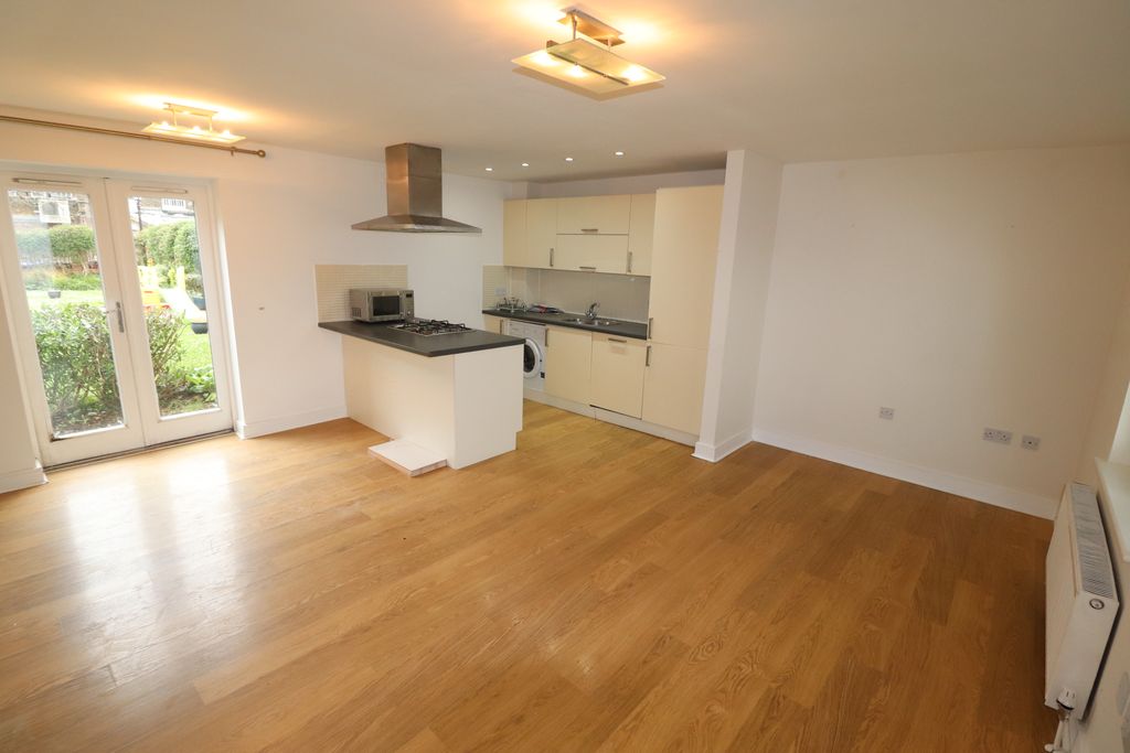 Property photo 3 of 10 Open Plan Living