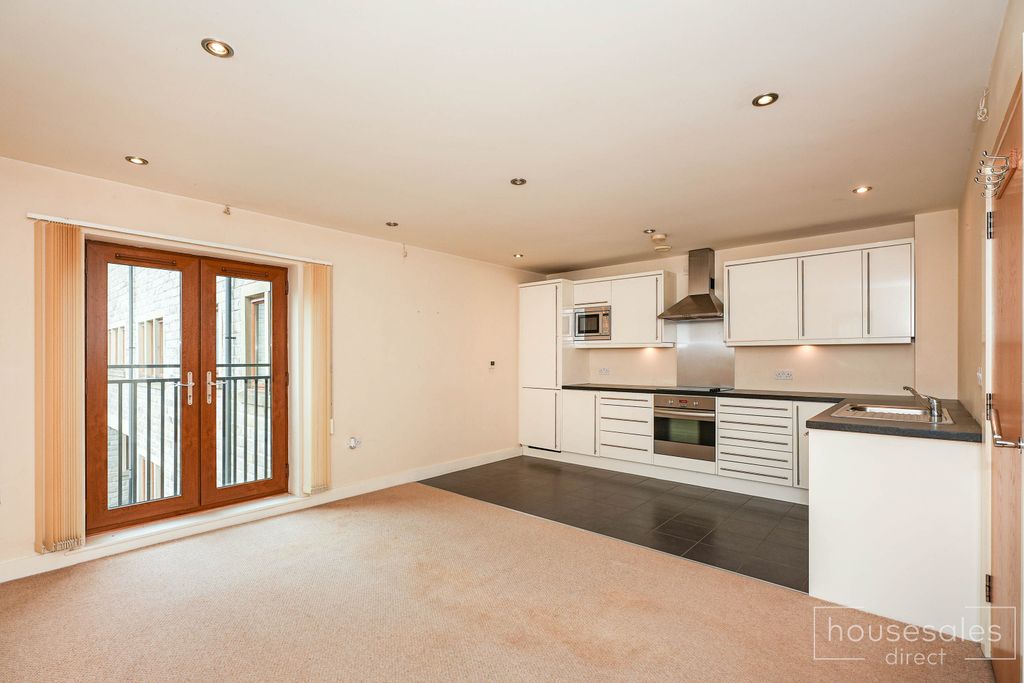 Property photo 2 of 6