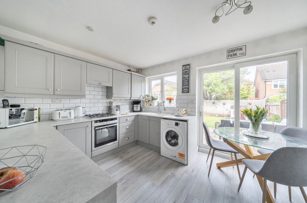 Property photo 3 of 20 1457949-5-6A06Dd6...