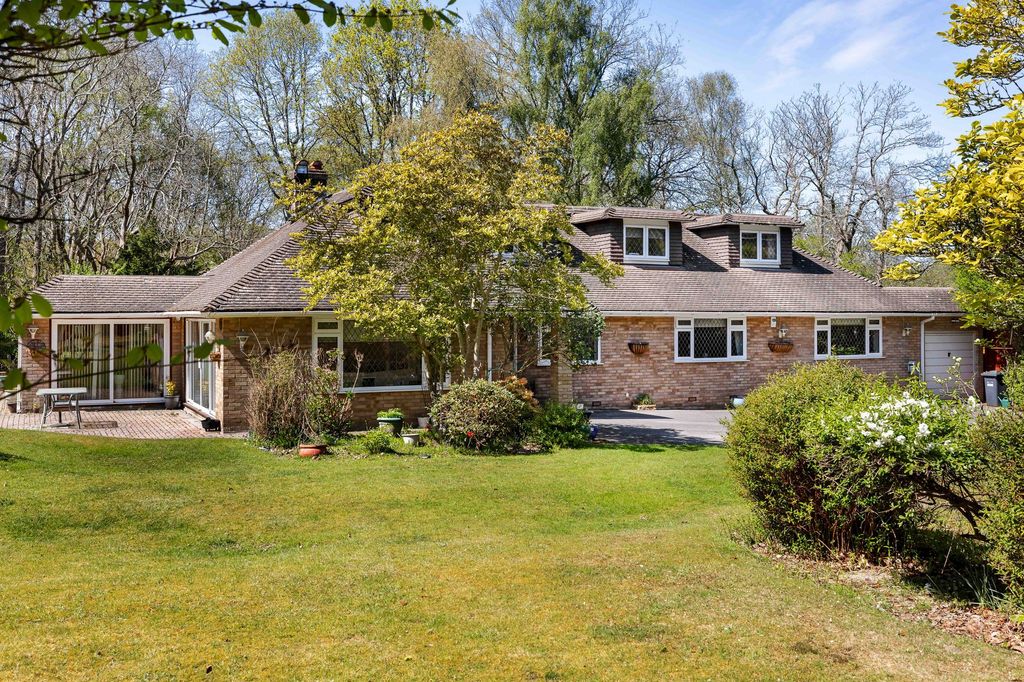 Property photo 1 of 38