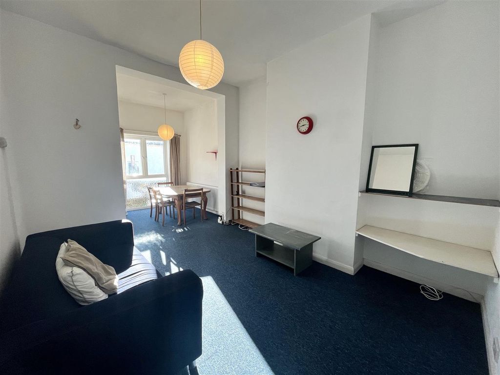 Property photo 3 of 12 Img_8615.Jpg