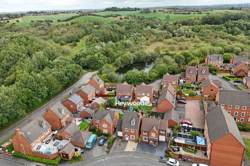 Property photo 2 of 51 Dji_20250915134255_0014_D