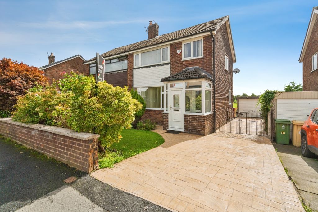 Property photo 1 of 19 Pbox-Img.Jpg