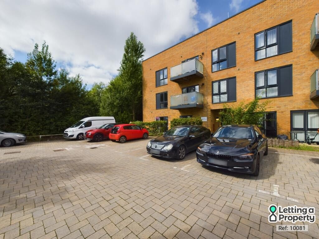 Property photo 2 of 16