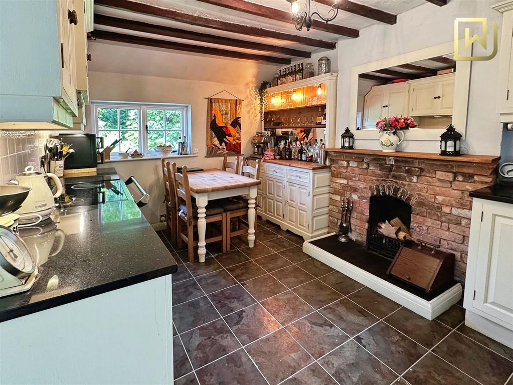 Property photo 2 of 73 Kitchen