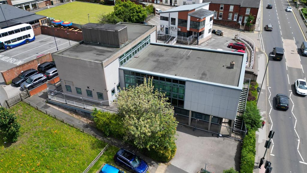 Property photo 1 of 17 Tontine Road