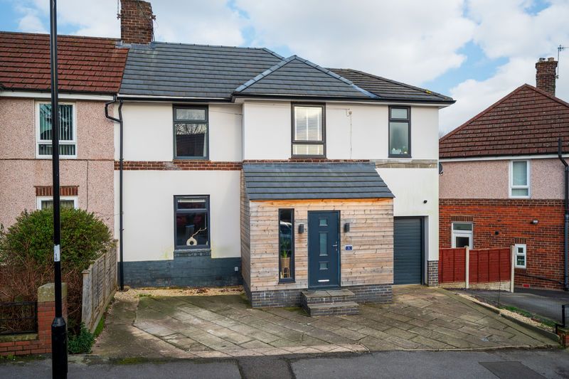 Property photo 1 of 33 Front External