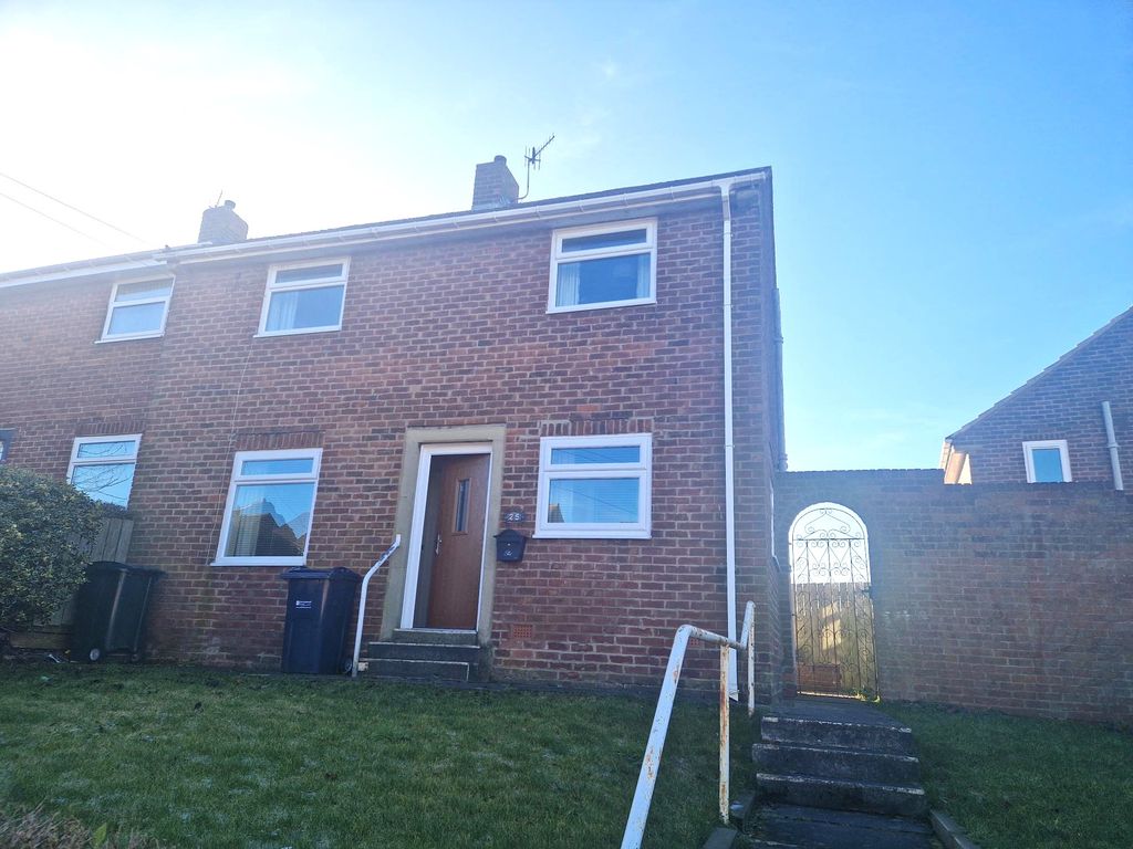 Property photo 1 of 11 Front