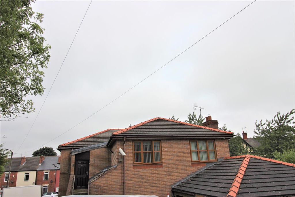 Property photo 1 of 12 1 - Front.Jpg