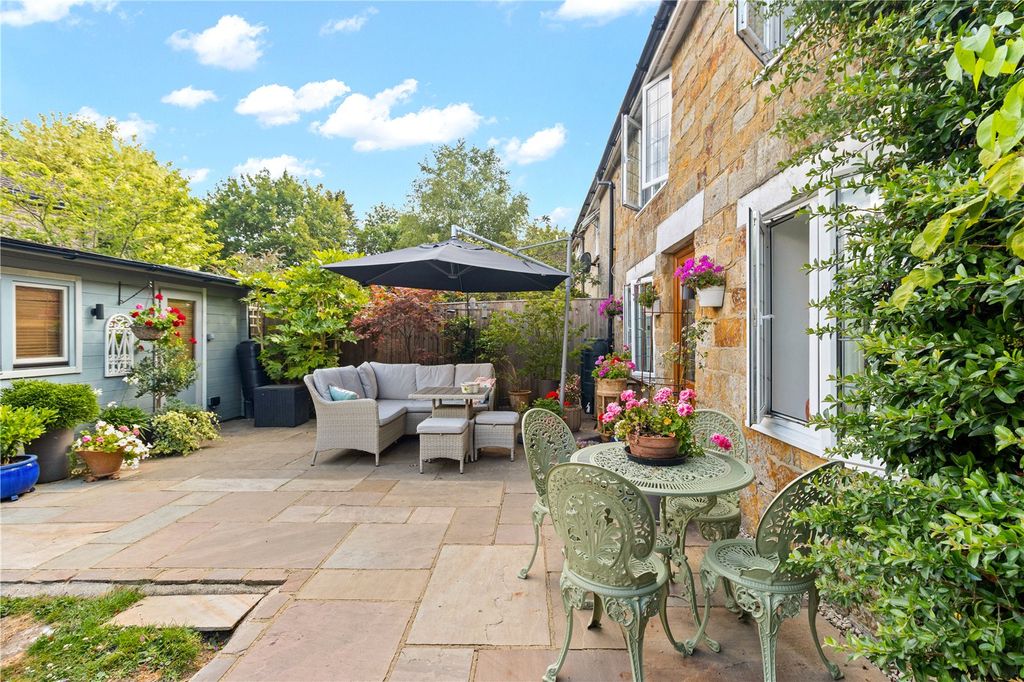 Property photo 2 of 26 Rear Garden