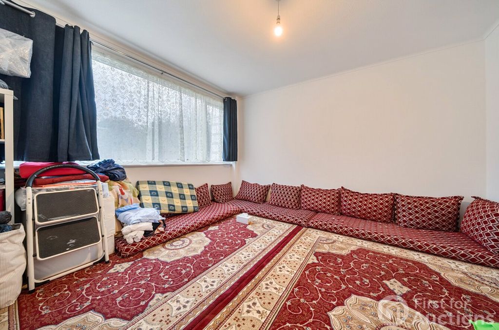 Property photo 2 of 15 2