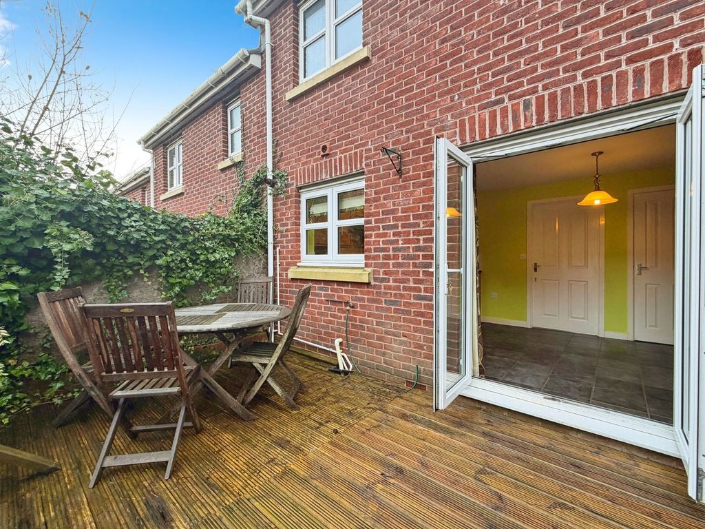 Property photo 3 of 16