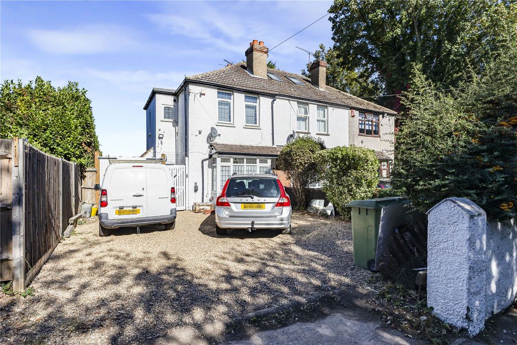 Property photo 1 of 34 Picture No. 01