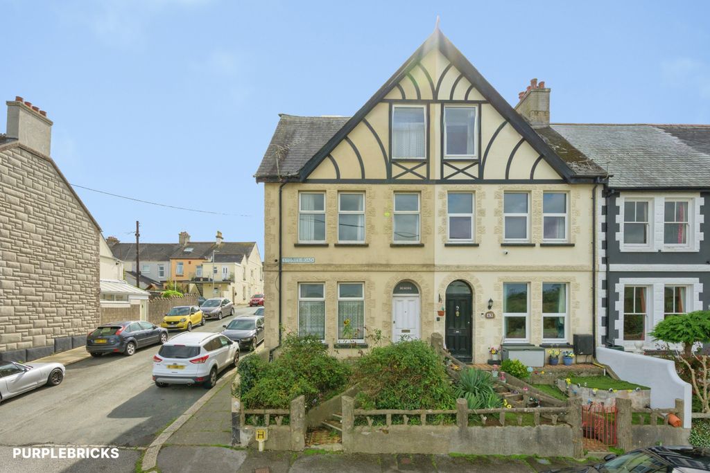 Property photo 1 of 25