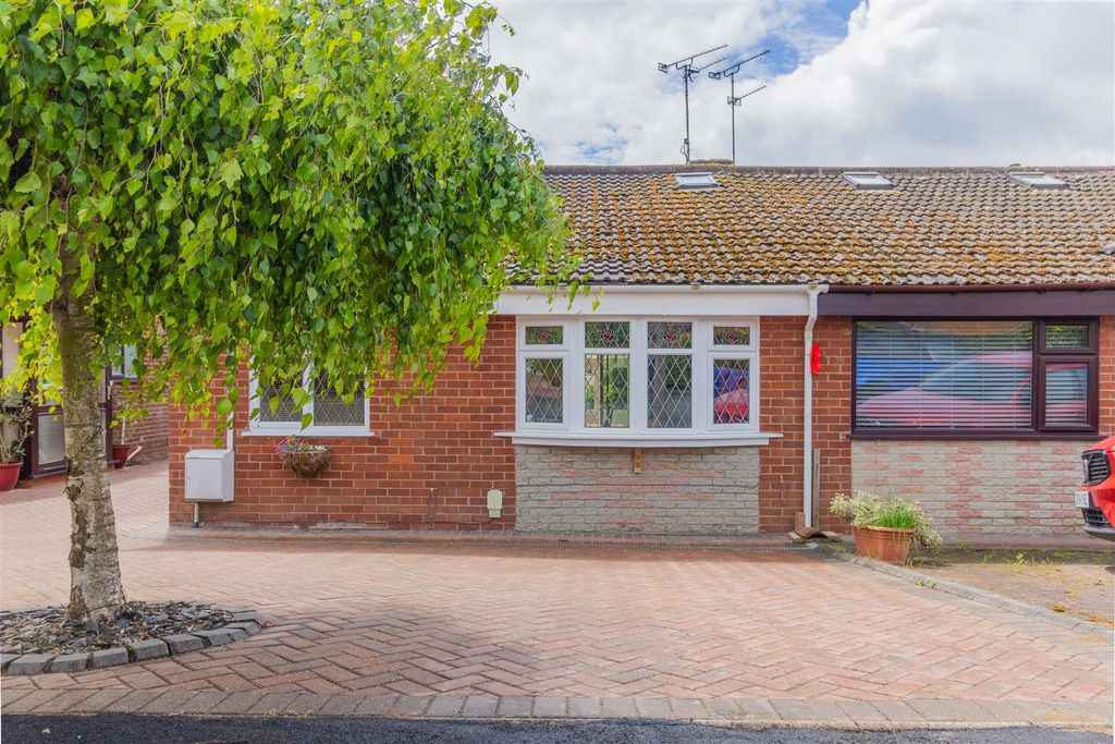 Additional image 28 of 3 bed semi-detached house for saleHolywell Road, Southam CV47