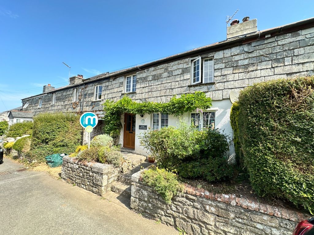 Property photo 1 of 17 5207900