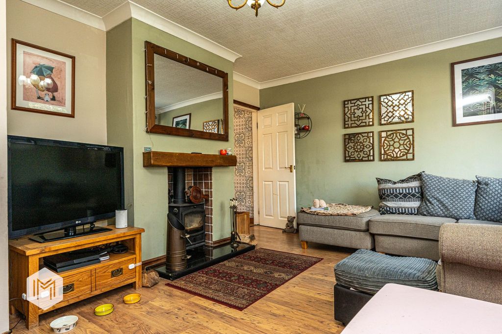Property photo 3 of 26