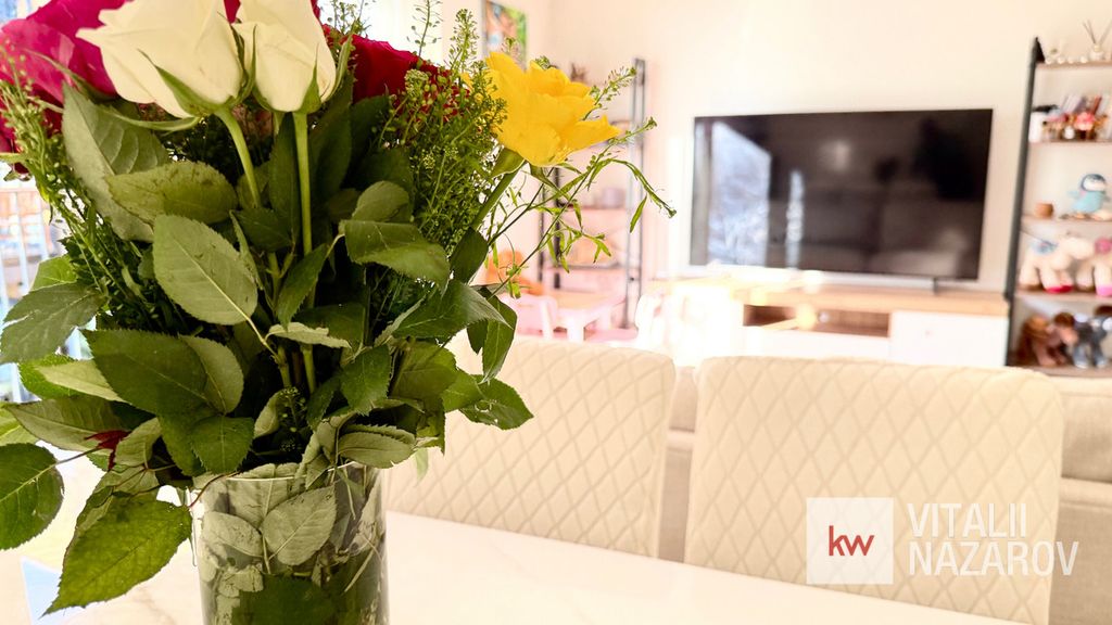 Property photo 3 of 31