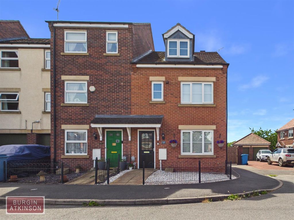 Property photo 1 of 36 77Ebf87d833d48c2943A1d2E984B68dc_100_Cam01619G0-Pr