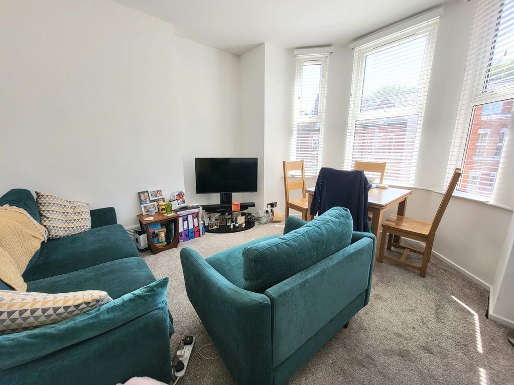 Property photo 2 of 6 Picture 2