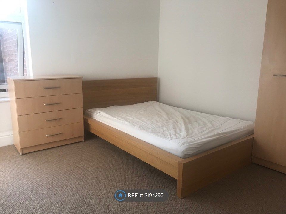 Property photo 2 of 3