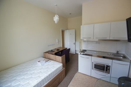 Property photo 1 of 4 Studio 10, 19 Elmdal