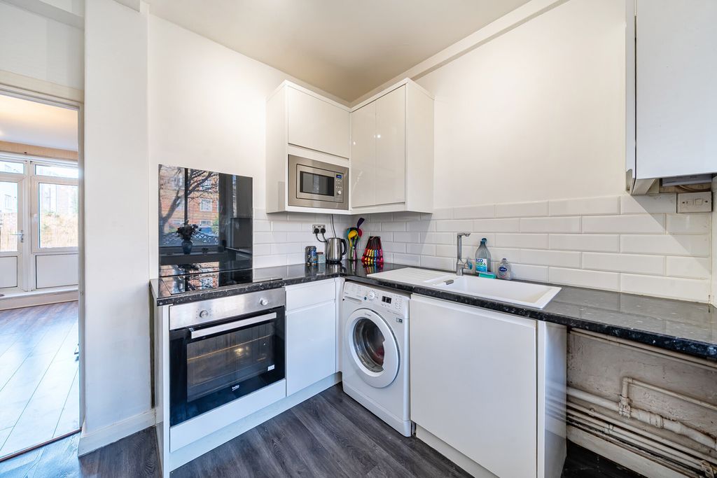 Property photo 2 of 17 1432028-19-69Bc19...