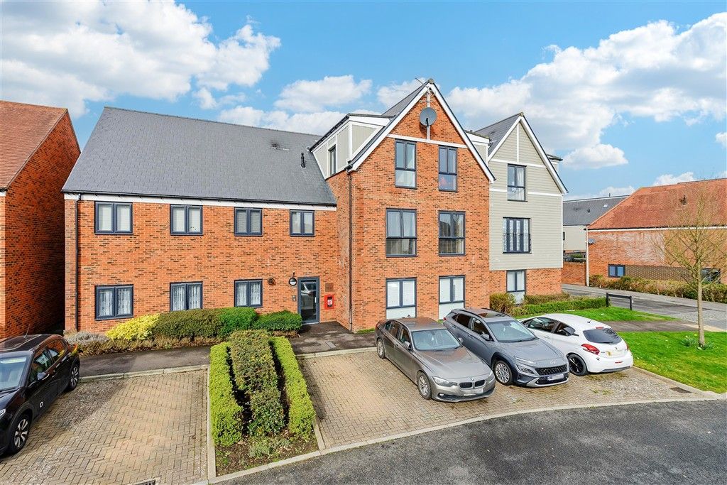 Property photo 2 of 6 External Web