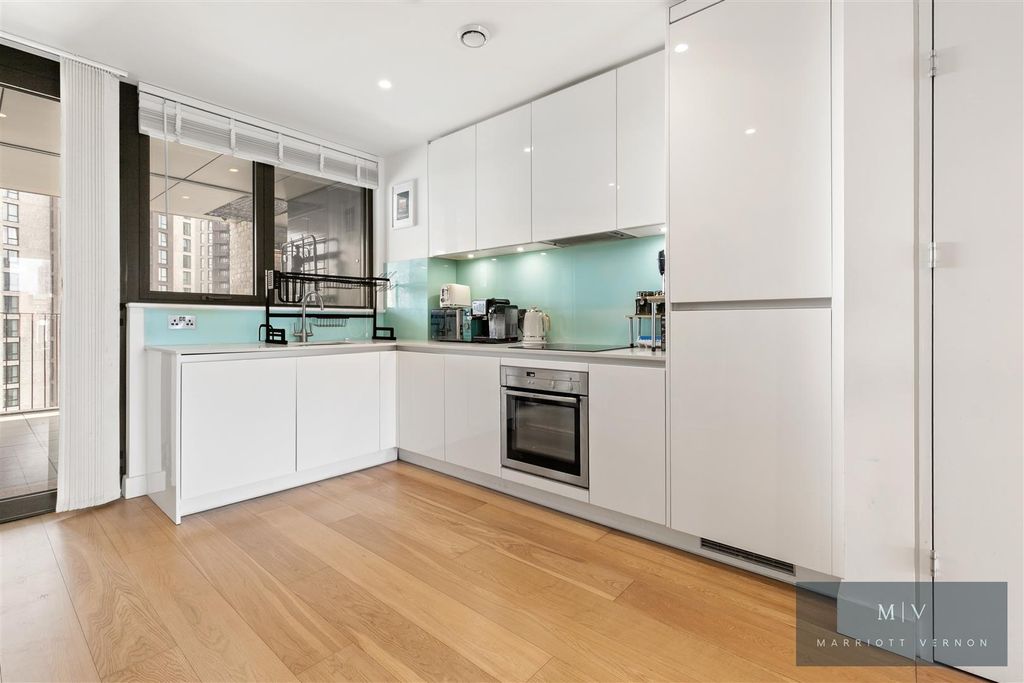 Property photo 3 of 19 Flat 98, Vita Apartments MV-2.Jpg