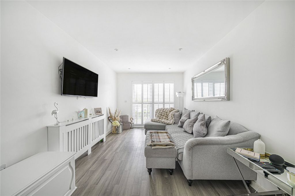 Property photo 3 of 22 Robinson Jackson