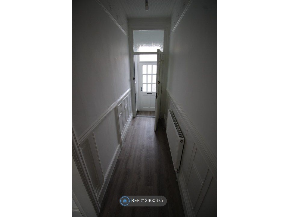 Property photo 2 of 30 Hallway