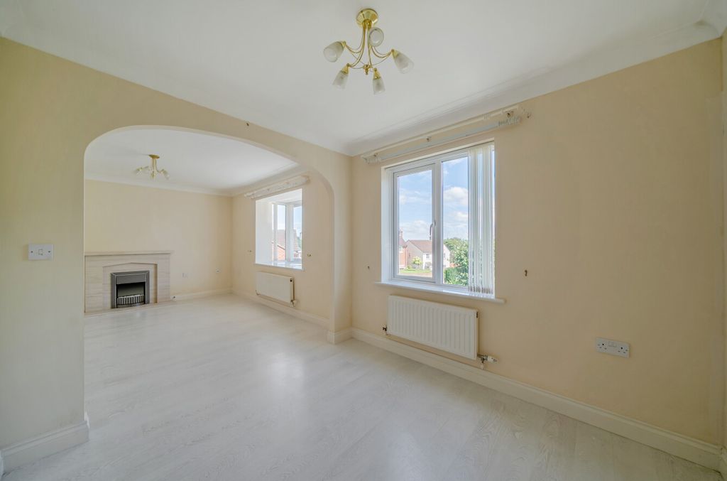 Property photo 2 of 24 2 - 1479514-14-6A3453...