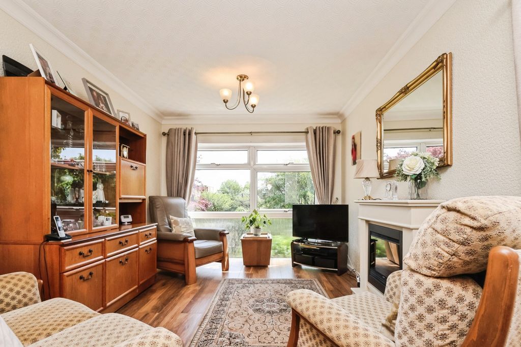 Property photo 2 of 14 Pbox-Img.Jpg