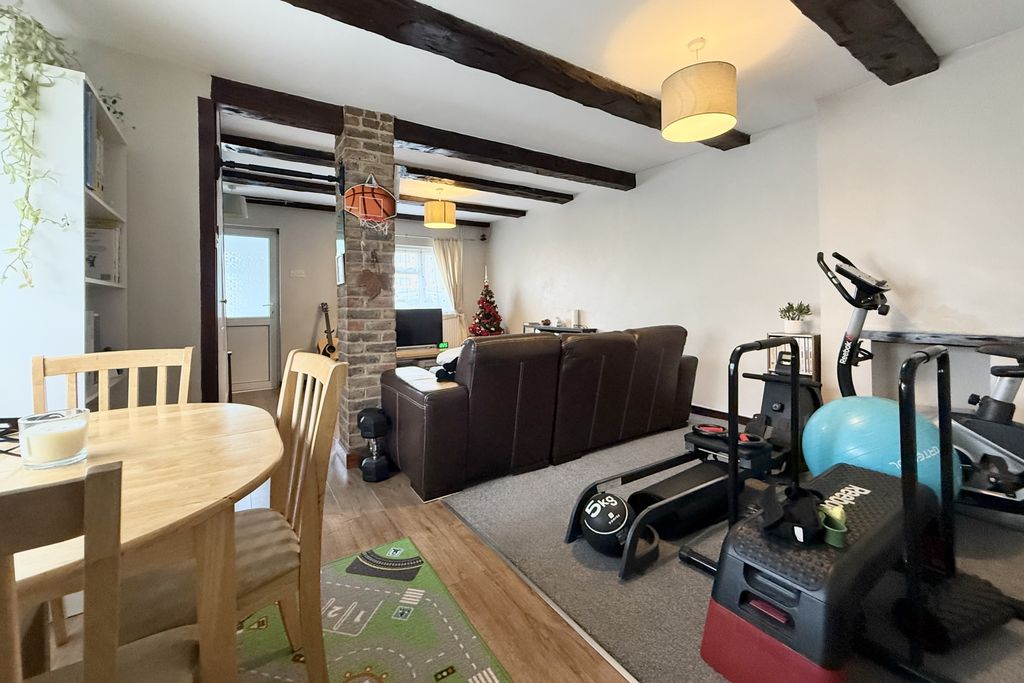 Property photo 3 of 12 3