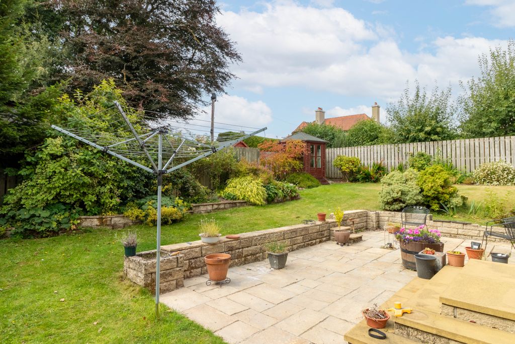 Property photo 3 of 30 Rear Garden