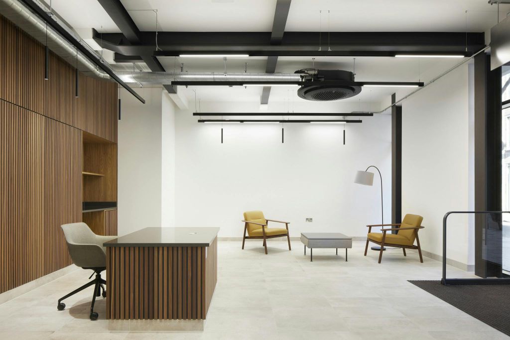 Property photo 3 of 11 Reception