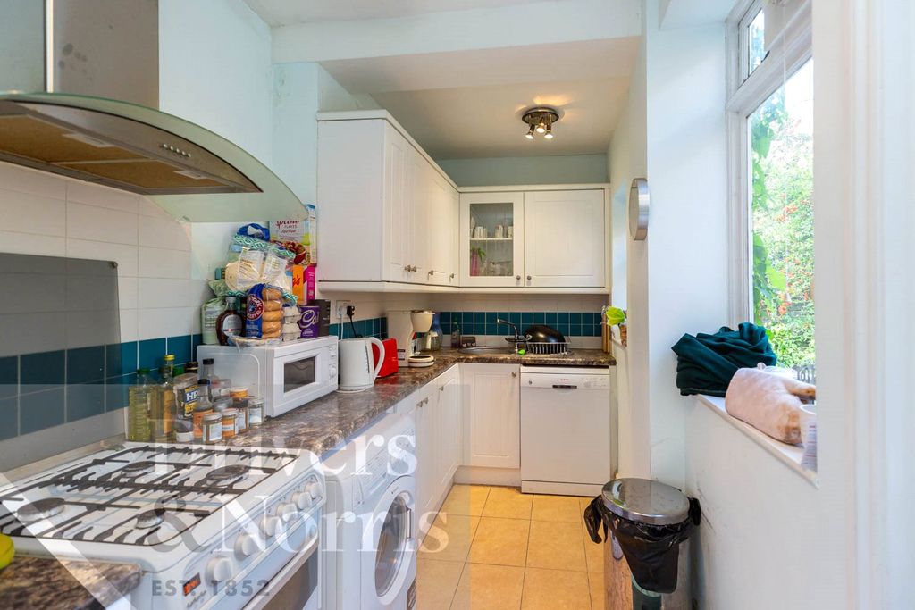 Property photo 3 of 7 Picture No. 07