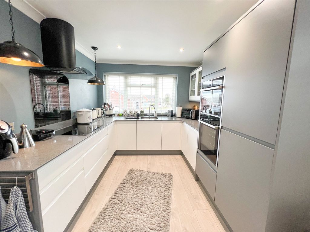 Property photo 3 of 20 Picture No. 20