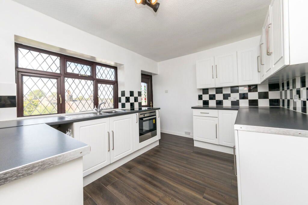 Property photo 2 of 24