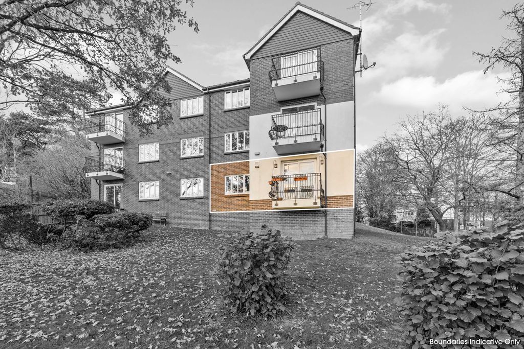 Property photo 1 of 17 Picture (15).Jpg