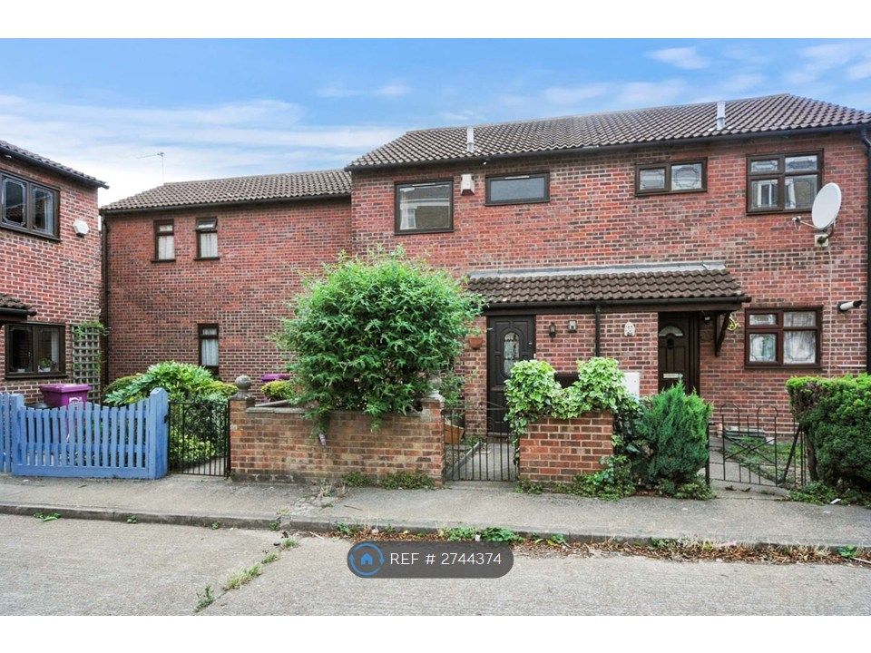 Property photo 1 of 11 Front